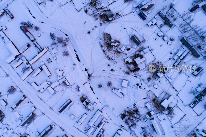 新疆阿勒泰白哈巴村冬季雪景