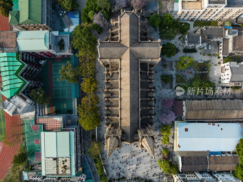 广东广州石室圣心大教堂日落时分建筑风光