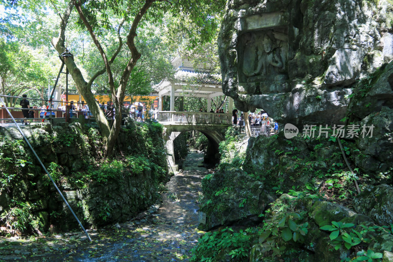 浙江杭州灵隐寺飞来峰景区