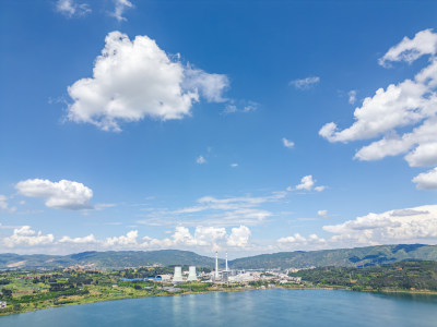 航拍阳宗海湖畔电厂全景