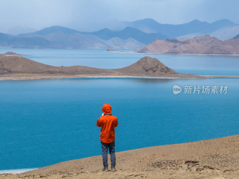 西藏山南羊卓雍措圣湖神湖蓝色高空航拍