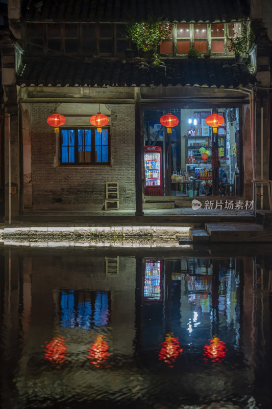 浙江湖州南浔古镇水乡百间楼夜景