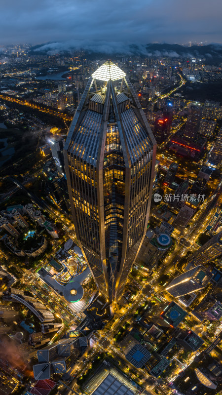 深圳福田CBD大湾区平安大厦夜景蓝调航拍