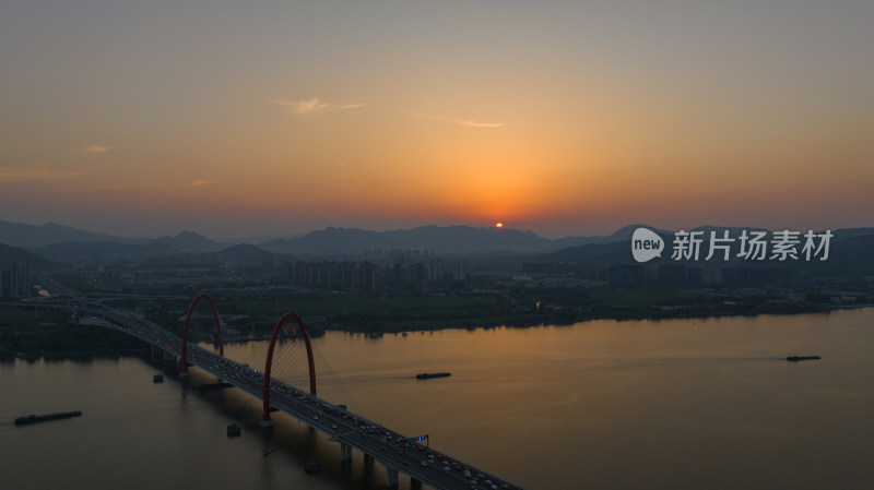 航拍杭州之江大桥日落美景