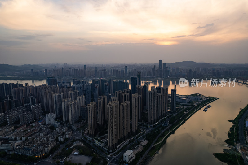 长沙北辰三角洲黄昏风景