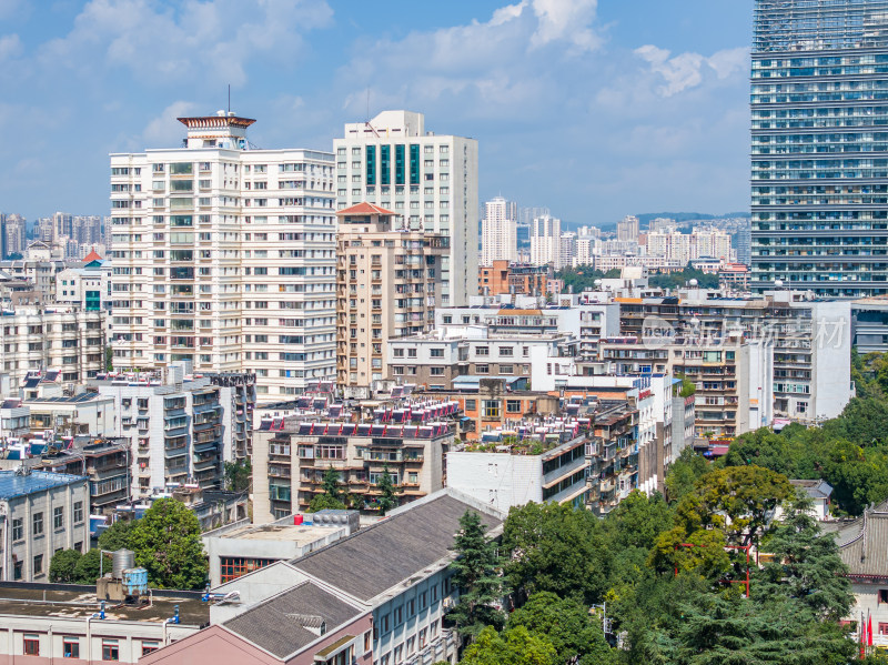 云南昆明城市蓝天白云风景建筑航拍