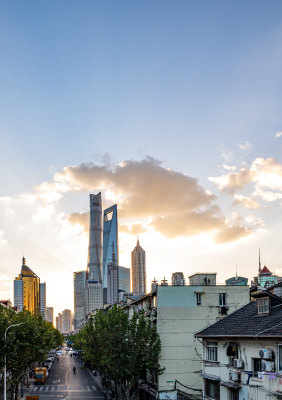 黄昏晚霞上海陆家嘴城市建筑景观