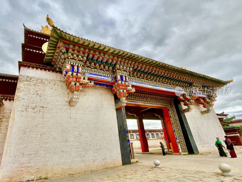 阿坝各莫寺