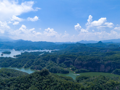 大好河山青山绿水大金湖航拍图