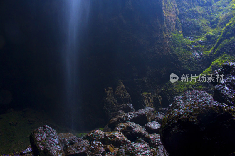 喀斯特溶洞天坑洞穴风景背景自然户外