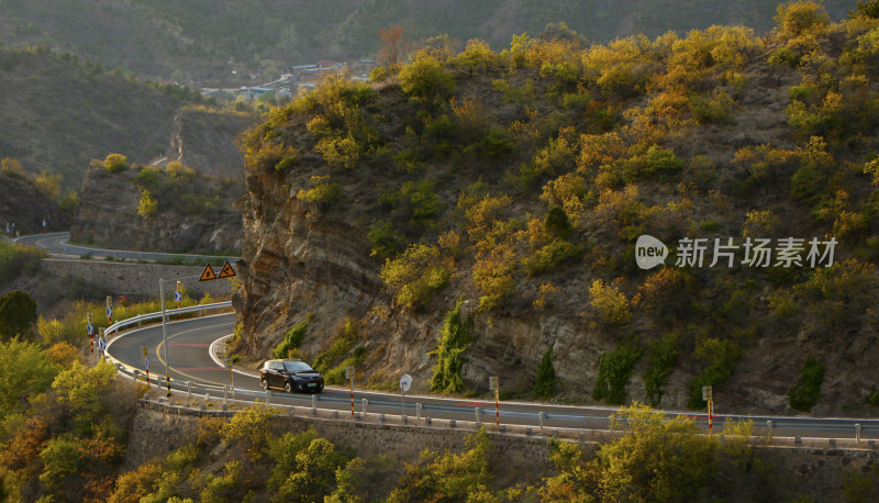 盘山路上的骑车