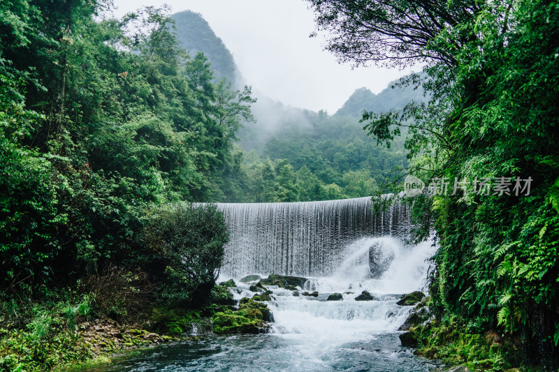 黔南荔波小七孔景区卧龙潭