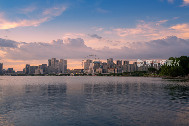 深圳欢乐港湾摩天轮风光