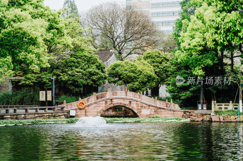 宁波月湖公园