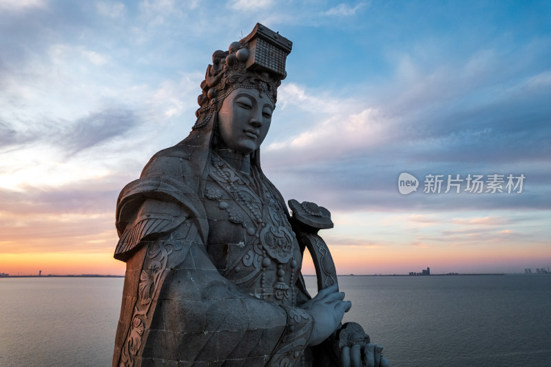 天津生态城东堤公园妈祖文化园雕像特写