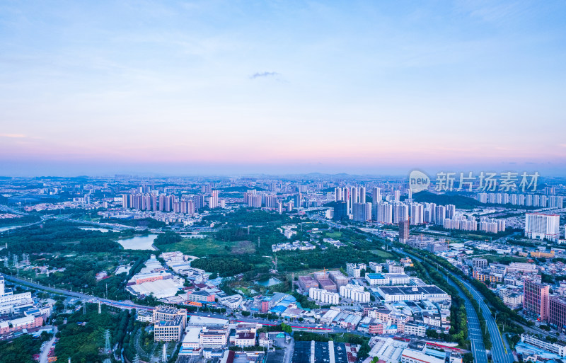 广州番禺城市建筑景观夕阳黄昏航拍全景