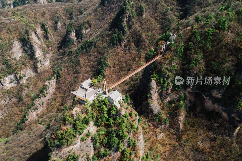 平凉市崆峒通天桥天台山