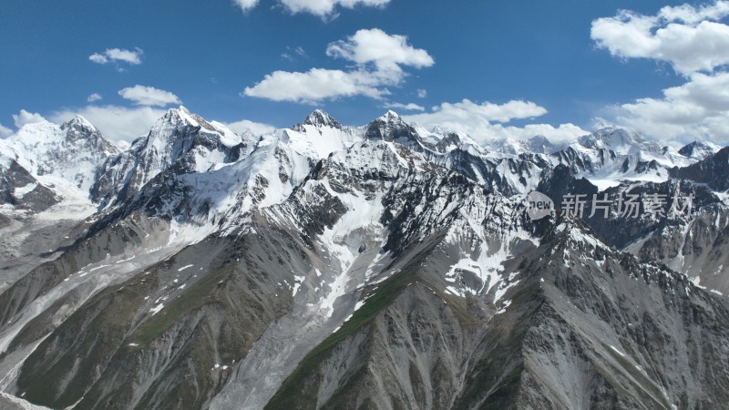 壮丽雪山