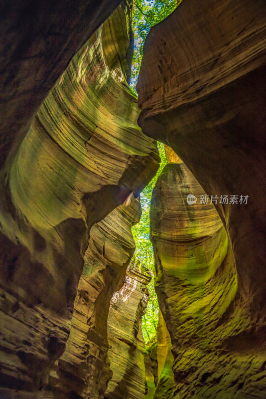 延安甘泉大峡谷