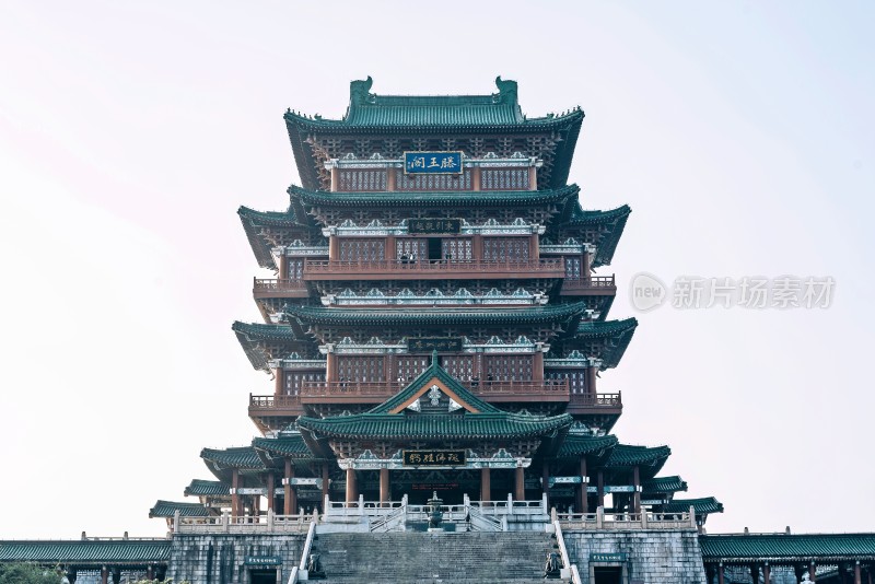 滕王阁古建筑正面全景