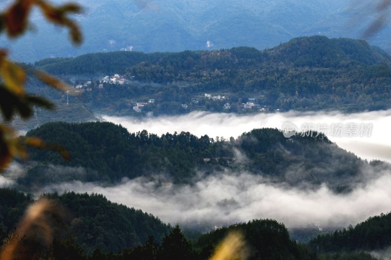 重庆酉阳：石门山的清晨