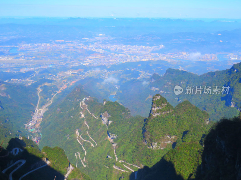 张家界天门山旅游风光