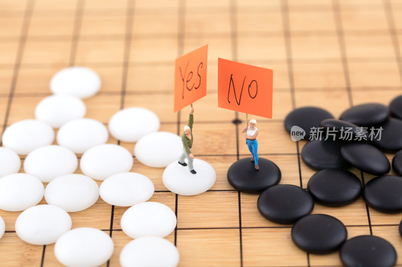 微缩创意围棋的对决双方