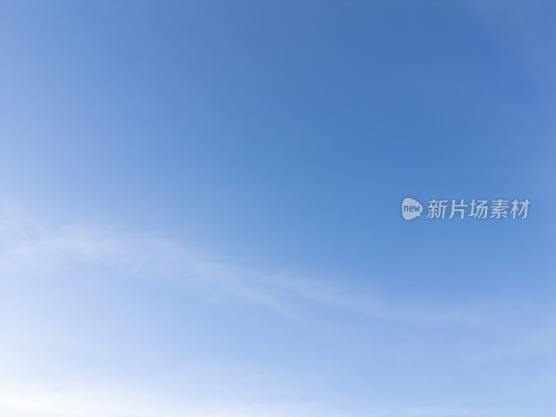 无人机高空航拍的天空