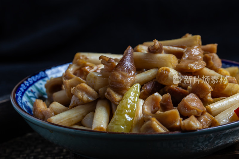 中式餐饮美食猪肚炒藕苗