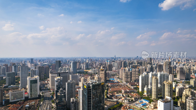 城市建筑群高空俯瞰景象