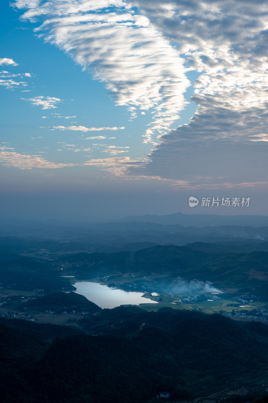 湖南蓬源仙风车山风光