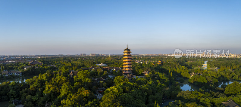 扬州瘦西湖大明寺航拍全景图