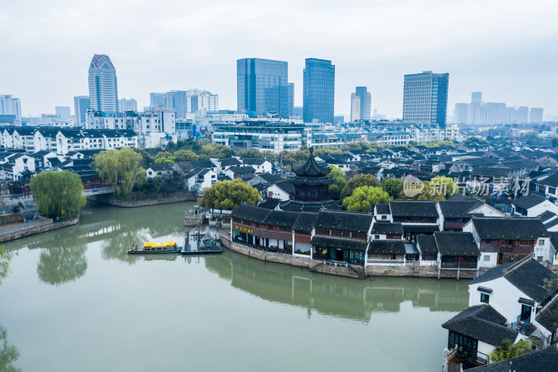 江苏苏州山塘街外城河