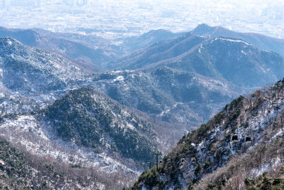 山东泰安泰山风景区雪景自然景观