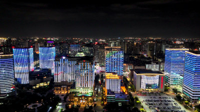 广东汕头时代广场万象城夜景灯光航拍图