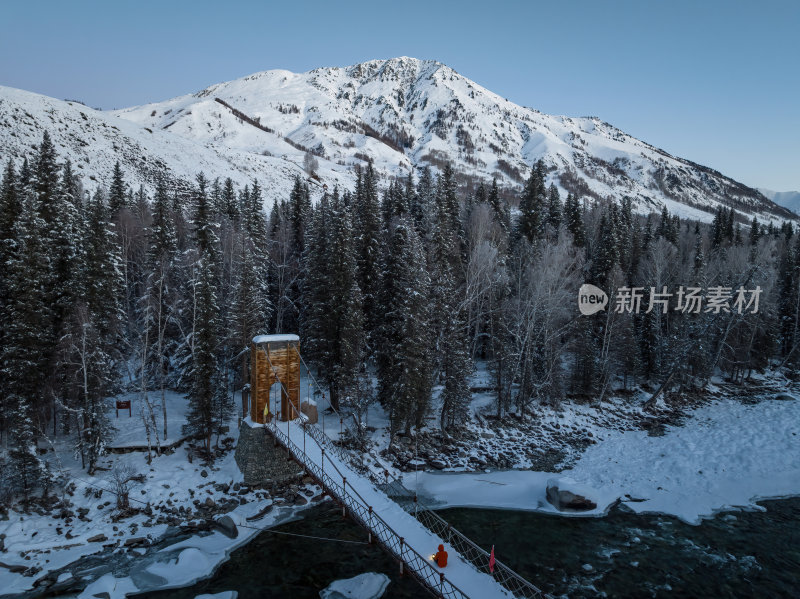 新疆北疆阿勒泰喀纳斯冬季雪景童话世界航拍