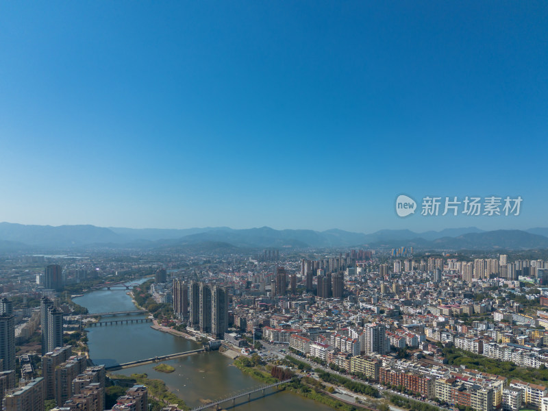 仙游依山傍水的城镇住宅区鸟瞰全景