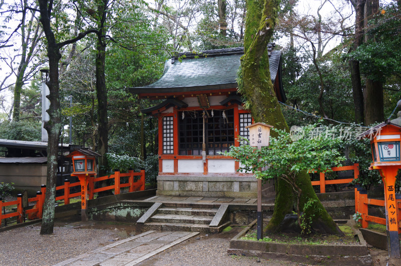 路边小神社