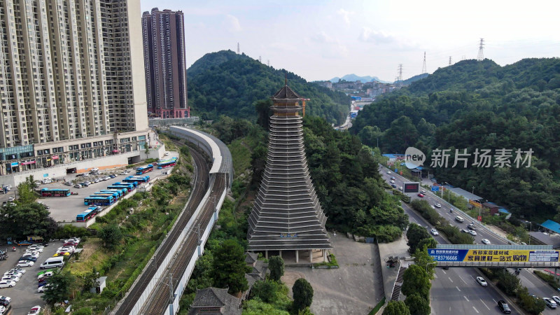 贵阳花果园鼓楼风雨桥