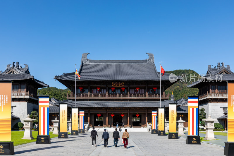 宁波奉化雪窦山雪窦寺弥勒大佛景区