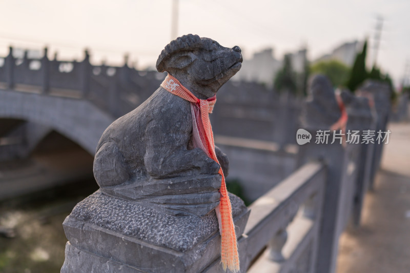 洛阳上清宫栏杆上的十二生肖