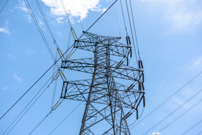 电力输电塔高压线能源传输