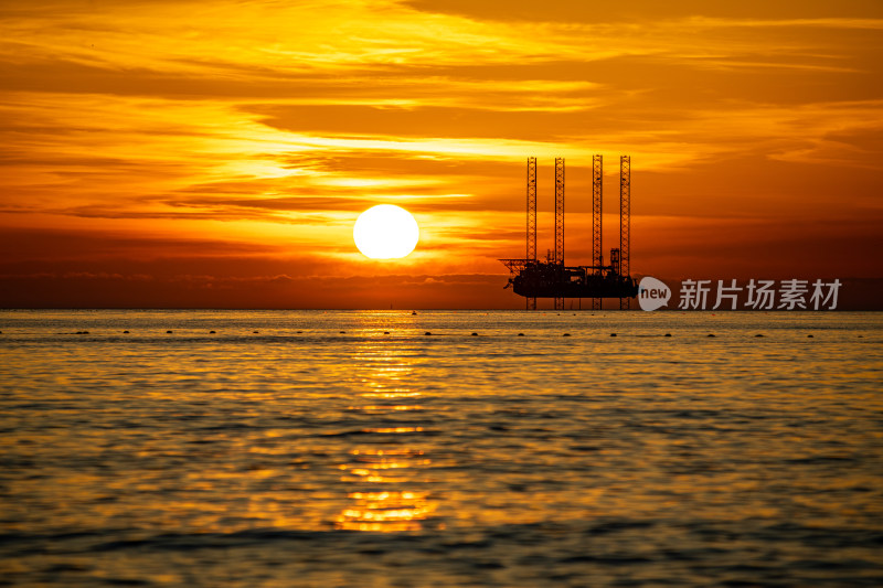 山东烟台蓬莱阁八仙过海景区海上日出景观