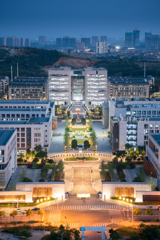 高视角中国地质大学（武汉）未来城校区夜景