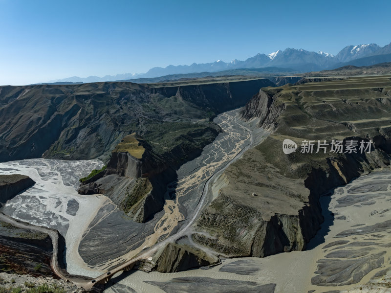 新疆独山子独库安集海大峡谷五彩大峡谷航拍