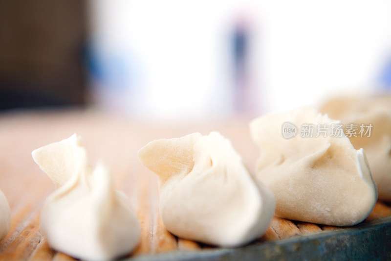 包好的白面饺子