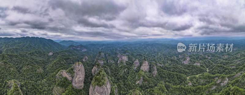 祖国壮丽山河湖南万佛山全景图