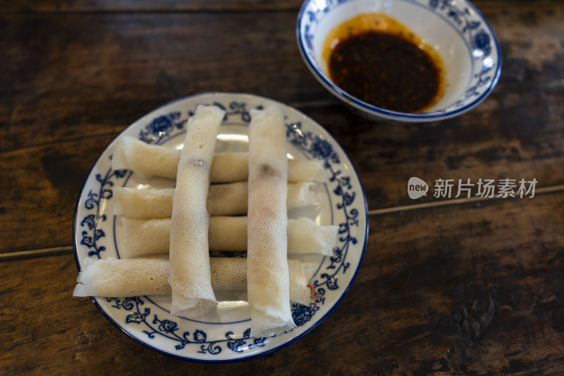 传统小吃薄饼卷菜卷