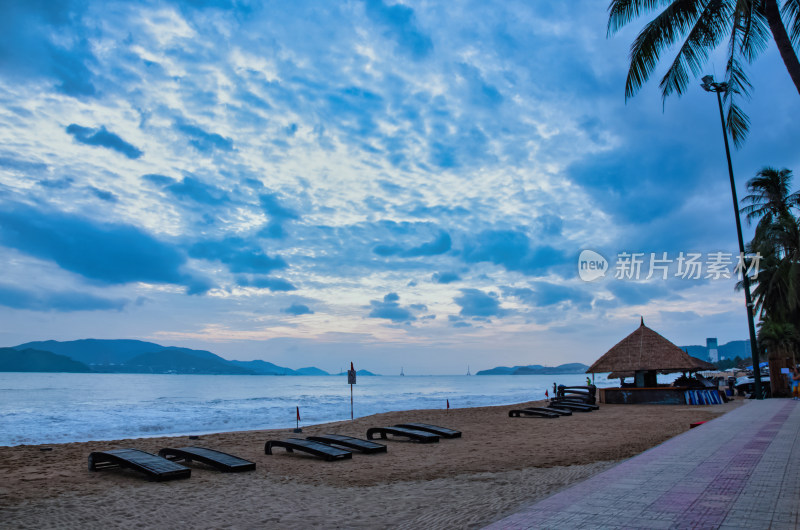 越南芽庄滨海沙滩自然风光