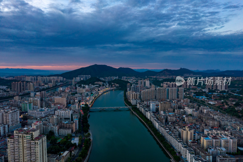 广东韶关城市夜幕降临航拍摄图